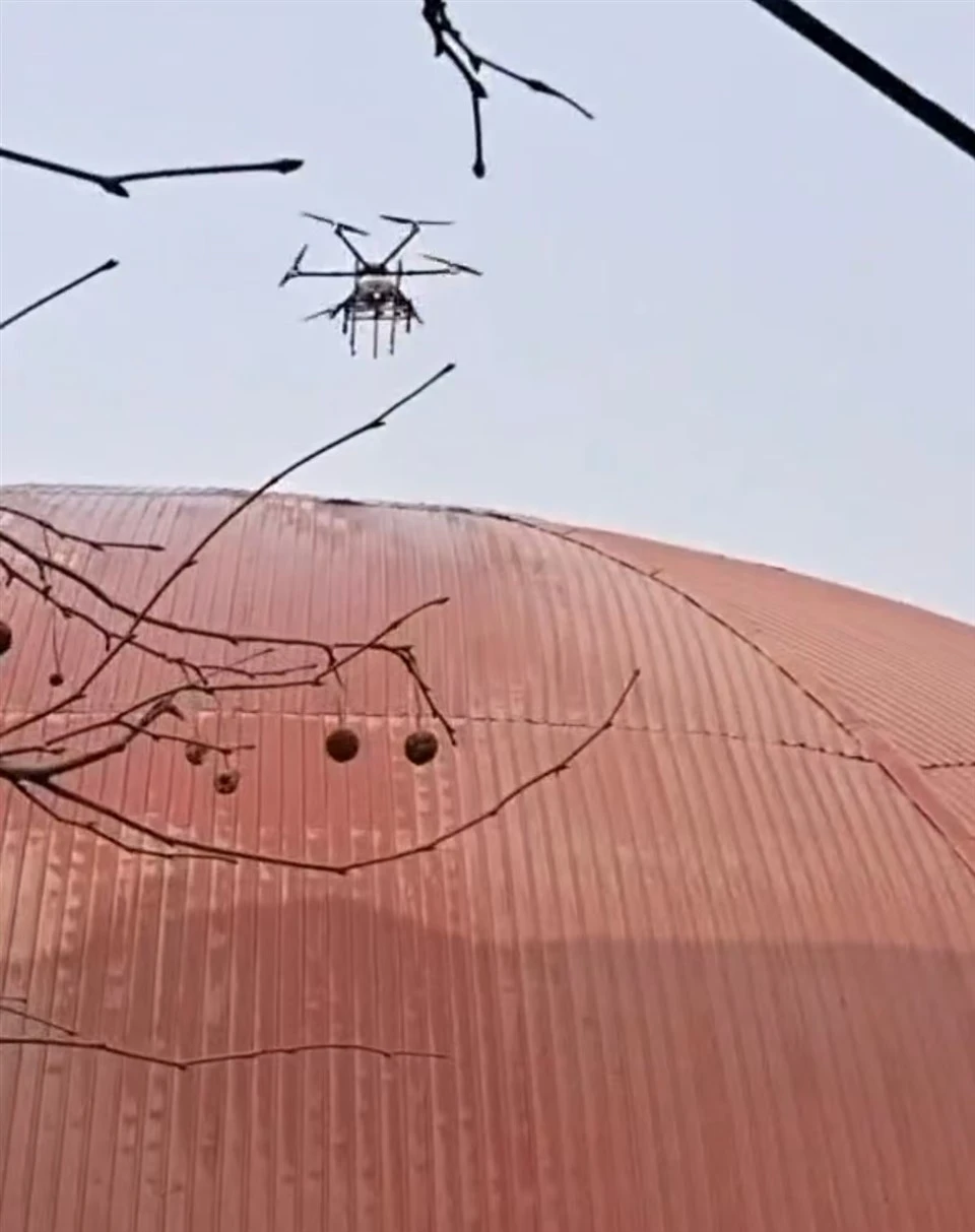 Drone Sikur għat-tindif tal-Ħitan Minflok Qoffa Mdendla